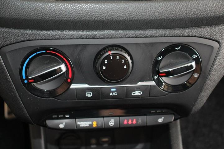 Sort Hyundai i20 fra 2017