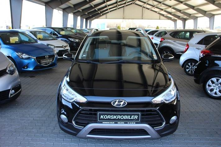 Sort Hyundai i20 fra 2016
