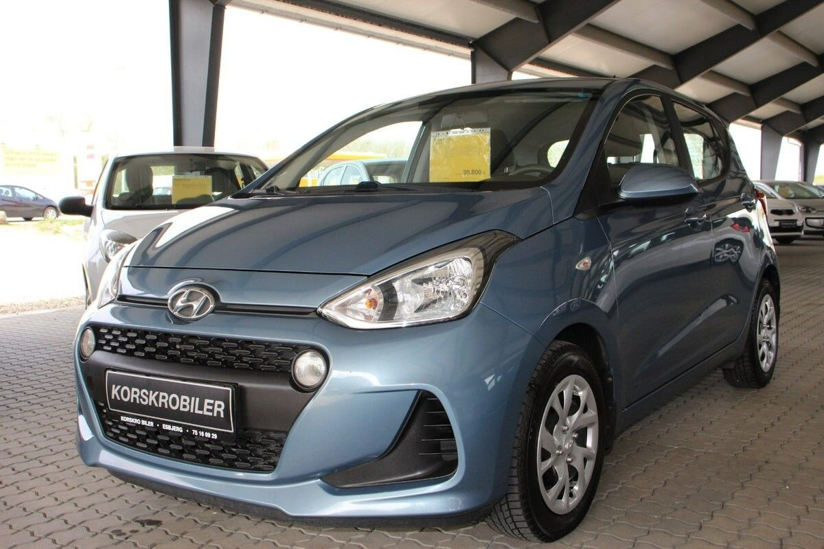 Blå Hyundai i10 fra 2019