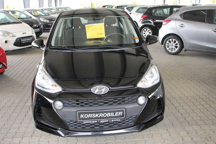 Sort Hyundai i10 fra 2017