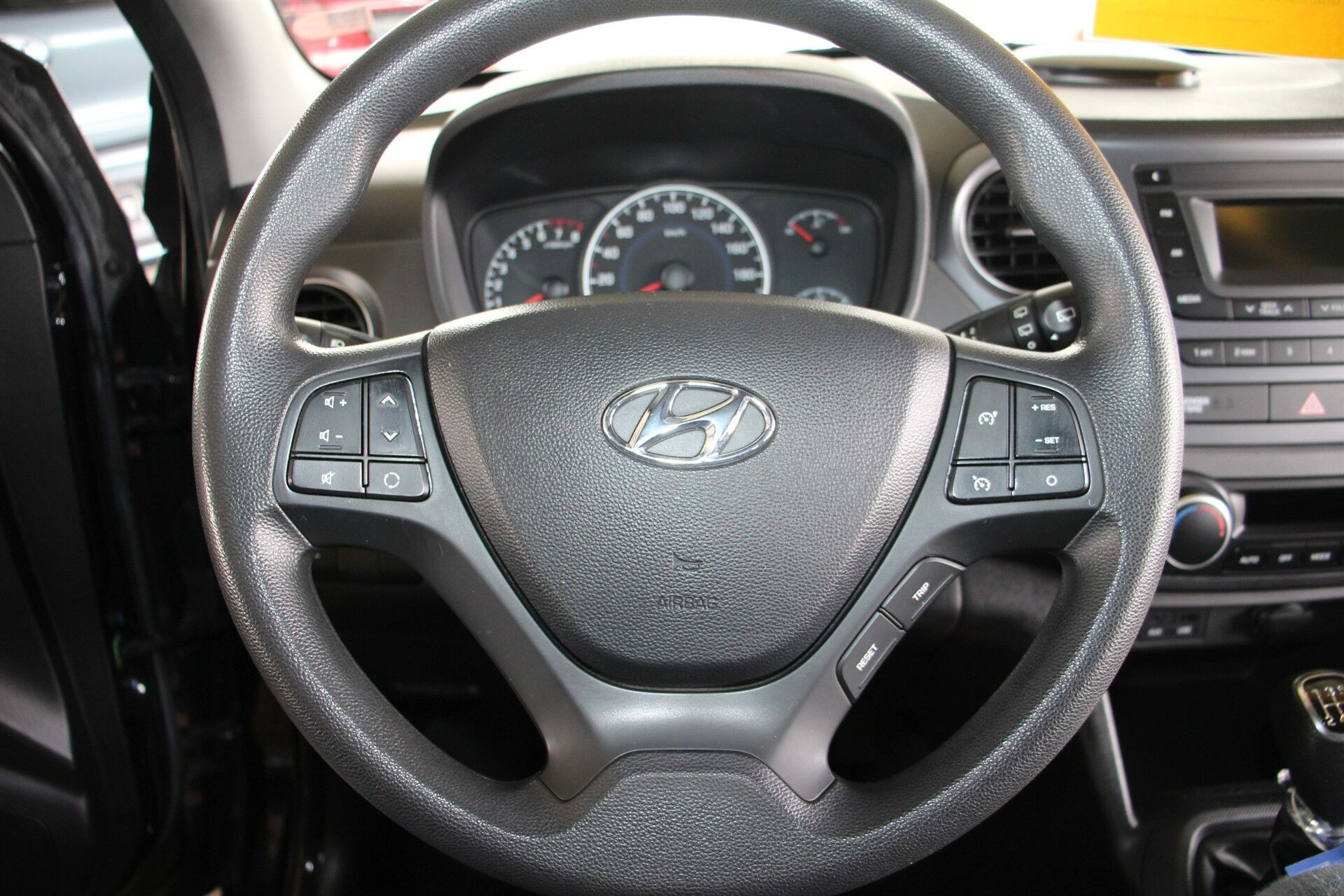 Sort Hyundai i10 fra 2017