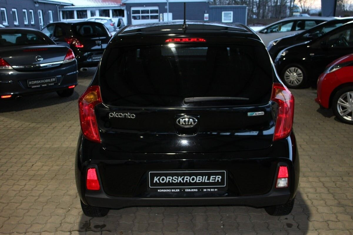 Sort Kia Picanto fra 2016