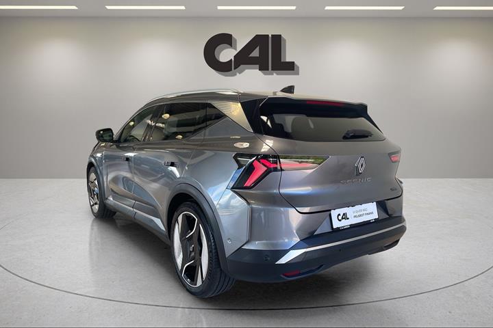 Sort Renault Scénic fra 2025