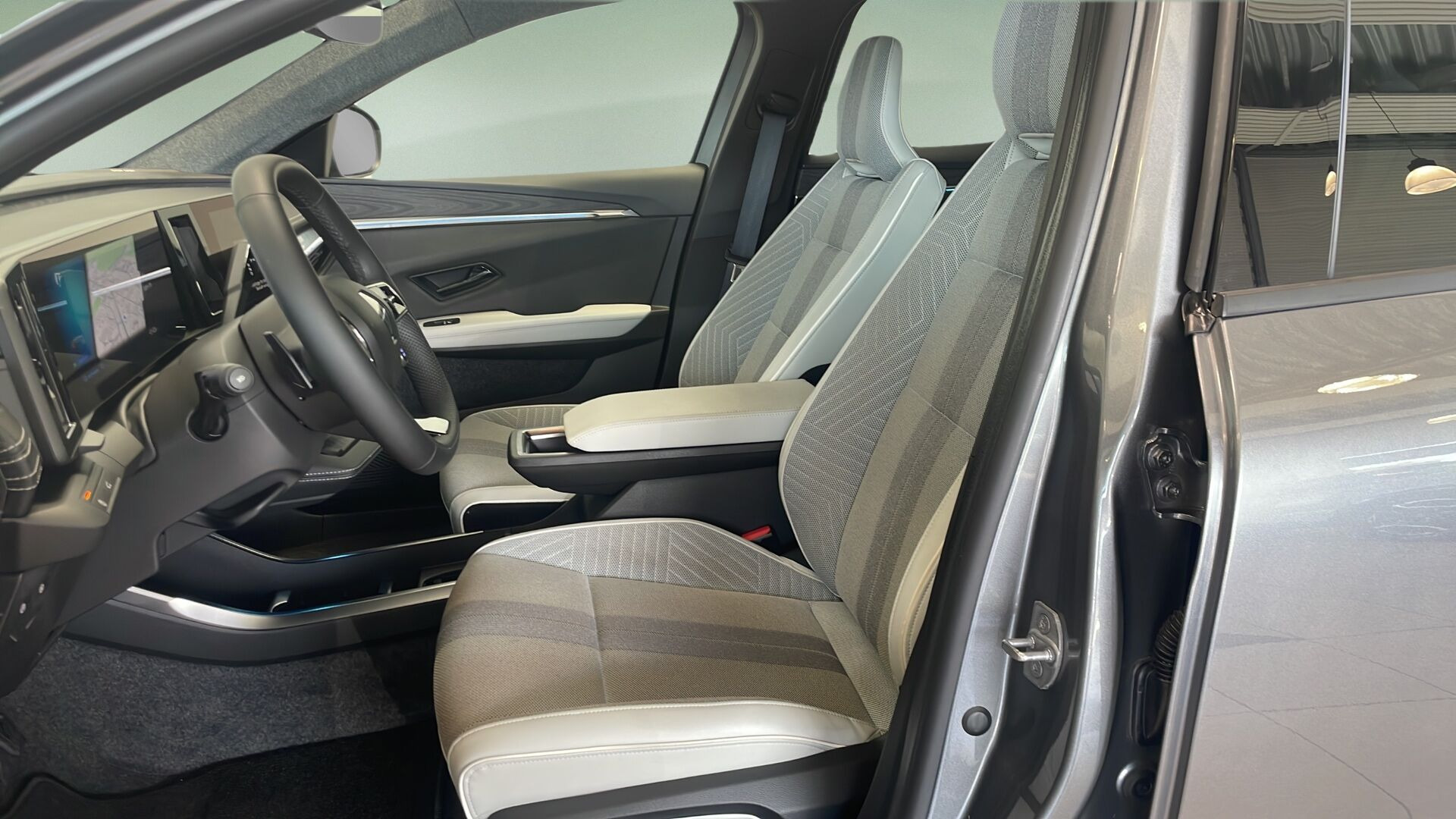 Sort Renault Scénic fra 2025