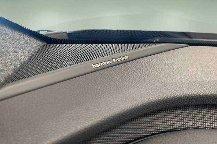 Sort Renault Scénic fra 2025