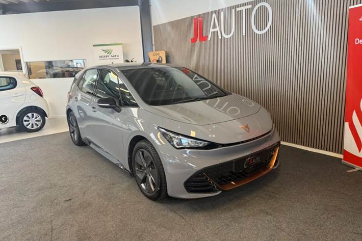 Grå Cupra Born fra 2024