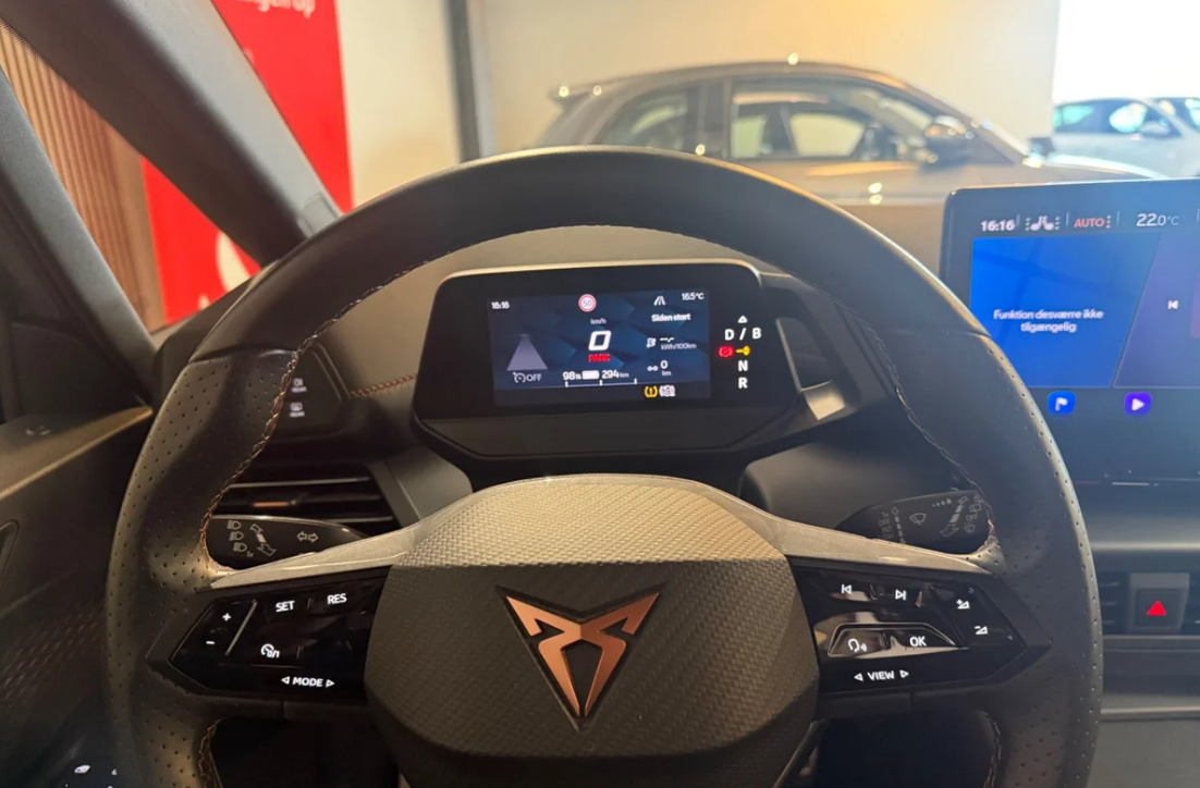 Grå Cupra Born fra 2024