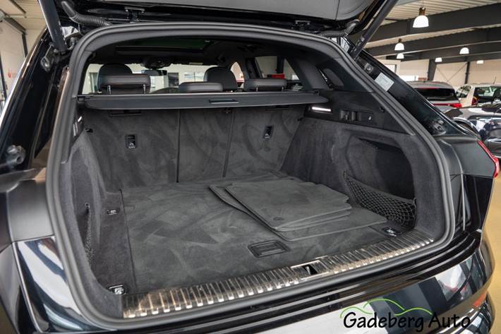 Sort Audi e-tron fra 2022