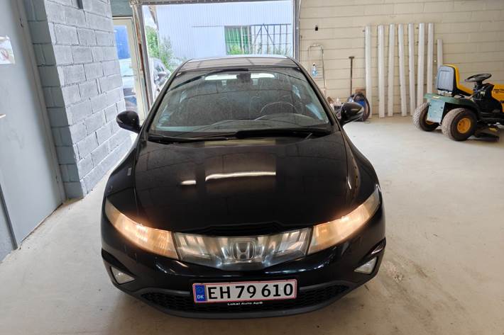 Gul Honda Civic fra 2008