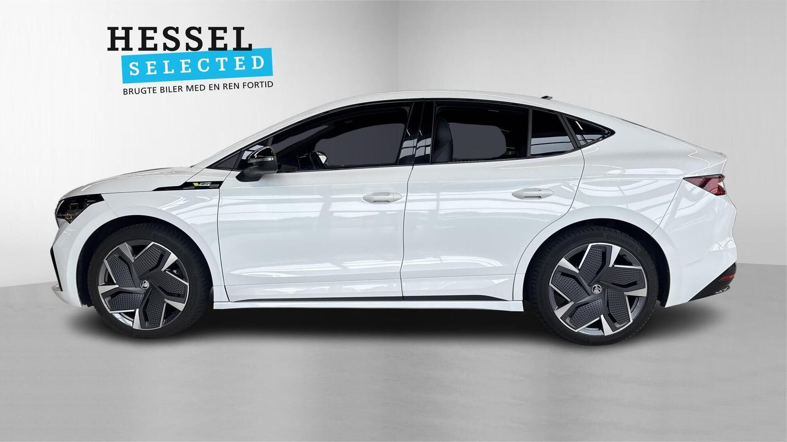 Hvid Skoda Enyaq fra 2023