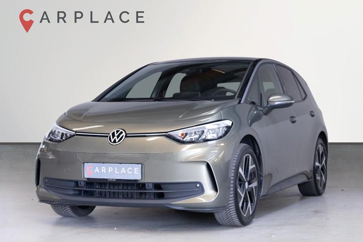 Grøn VW ID.3 fra 2024 set udefra