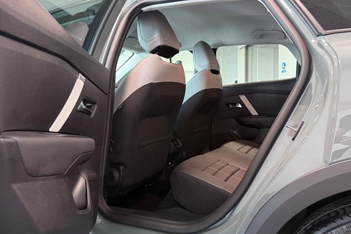 Grøn Citroën ë-C4 fra 2025