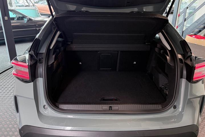 Grøn Citroën ë-C4 fra 2025