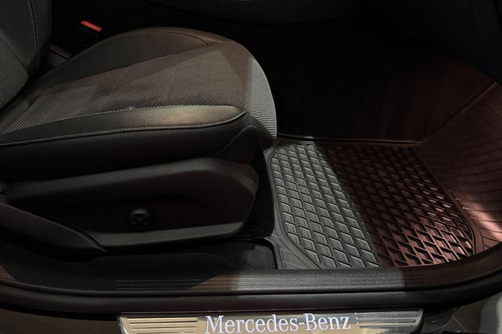 undefined Mercedes E300 e fra 2021