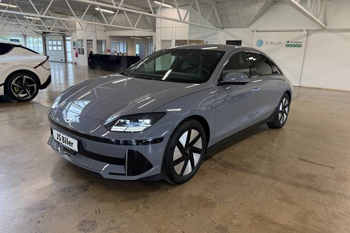 Grå Hyundai Ioniq 6 fra 2024