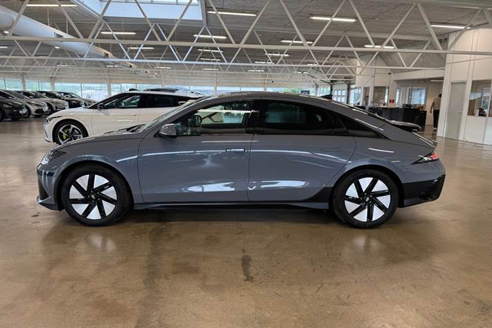Grå Hyundai Ioniq 6 fra 2024