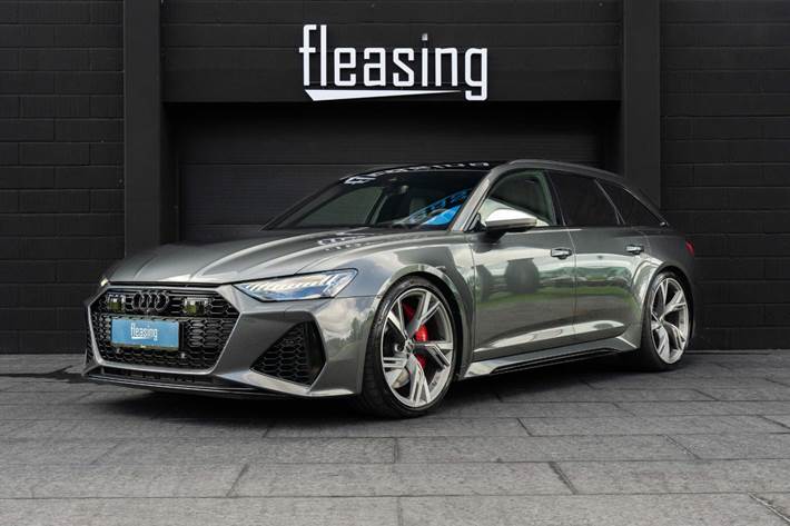 Grå Audi RS6 fra 2020