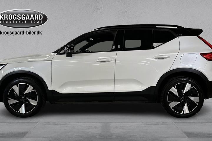 Hvid Volvo XC40 fra 2024