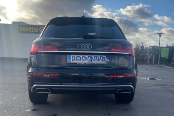 Sort Audi Q5 fra 2022