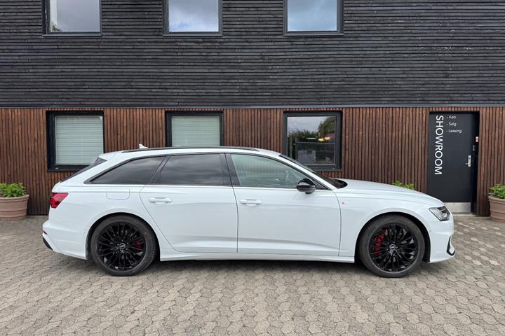 Hvid Audi A6 fra 2021