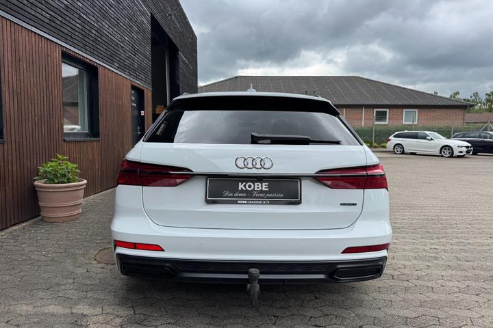 Hvid Audi A6 fra 2021