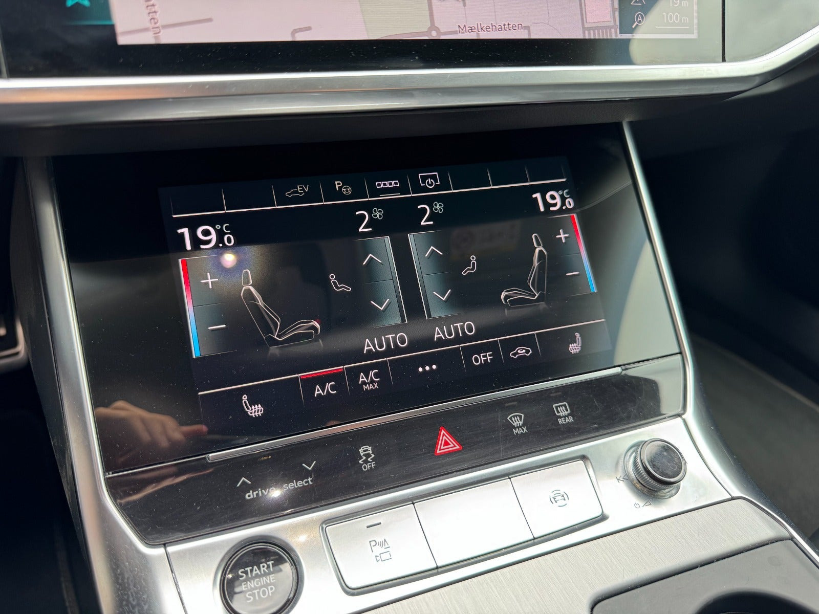 Hvid Audi A6 fra 2021
