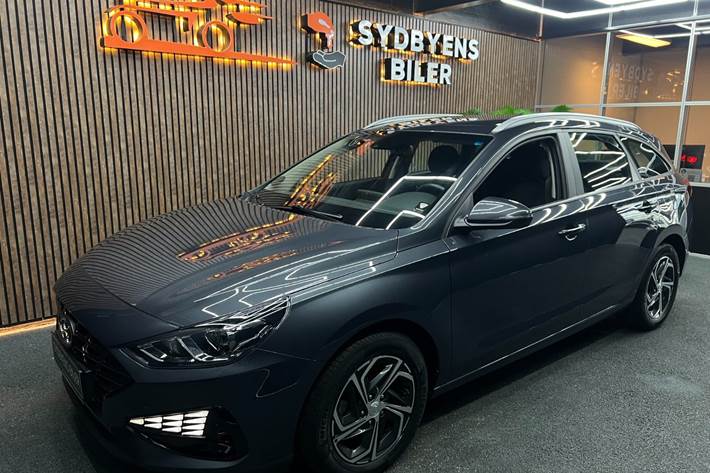 undefined Hyundai i30 fra 2023 set udefra