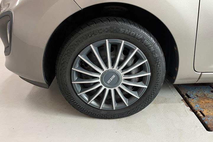 Grå Kia Picanto fra 2012