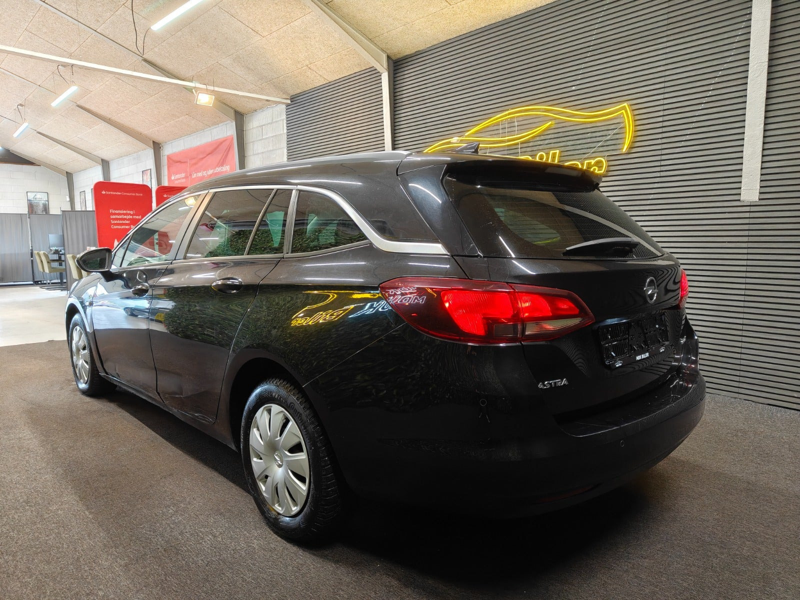 undefined Opel Astra fra 2017