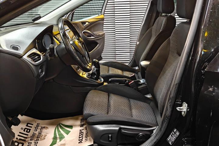 undefined Opel Astra fra 2017