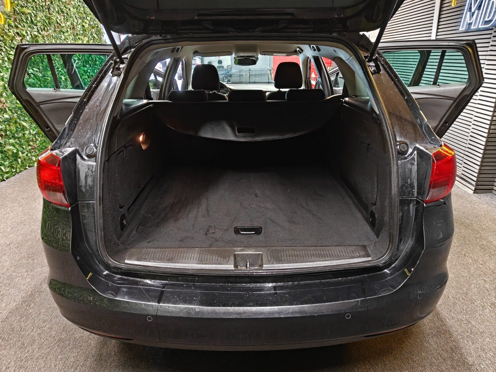 undefined Opel Astra fra 2017