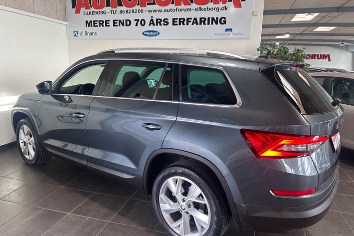 Grå Skoda Kodiaq fra 2021