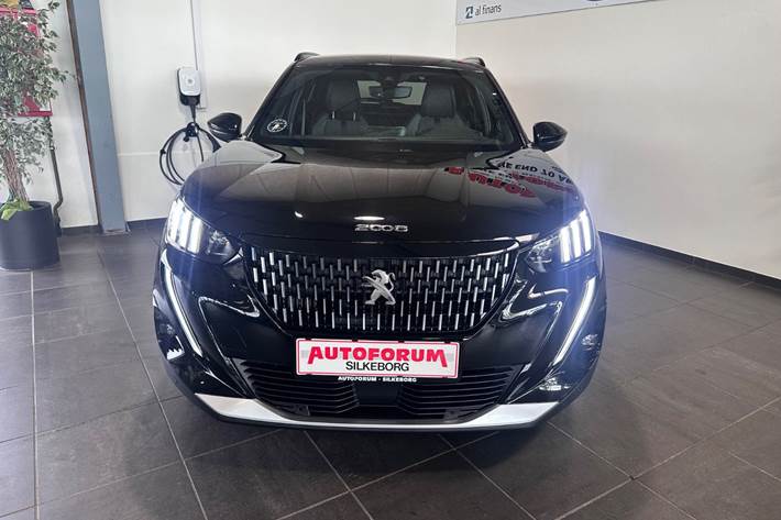 Sort Peugeot 2008 fra 2021