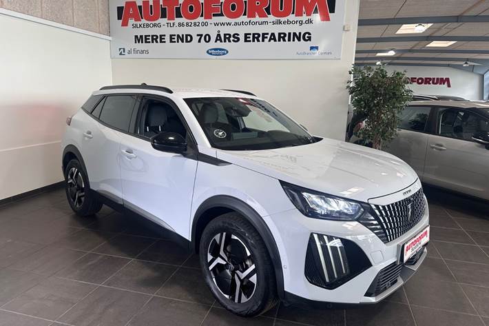 Hvid Peugeot 2008 fra 2024
