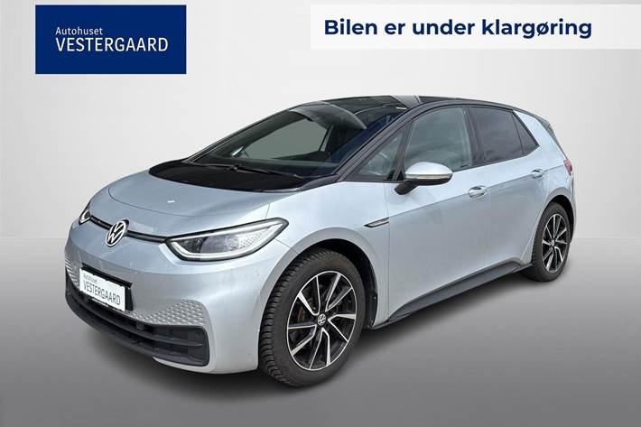 Sølv VW ID.3 fra 2021 set udefra