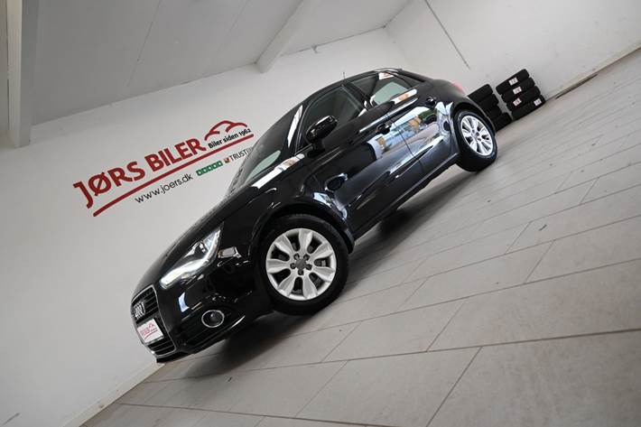 Sort Audi A1 fra 2014 set udefra