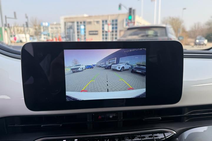 Rød Fiat 500e fra 2024