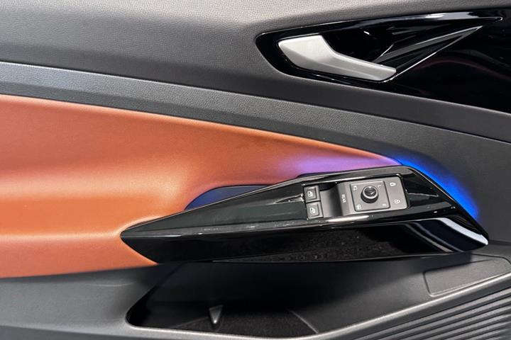 Blå VW ID.5 fra 2024