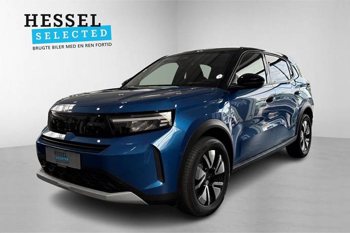 Blå Opel Frontera fra 2025 set udefra