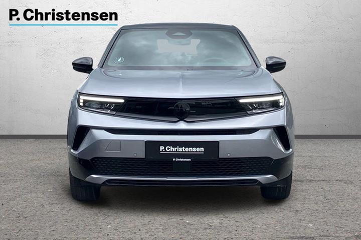 Grå Opel Mokka-e fra 2025