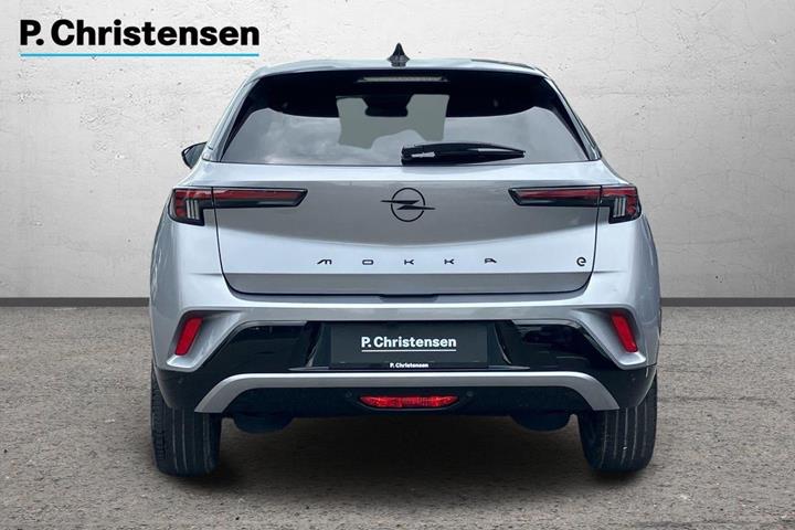 Grå Opel Mokka-e fra 2025
