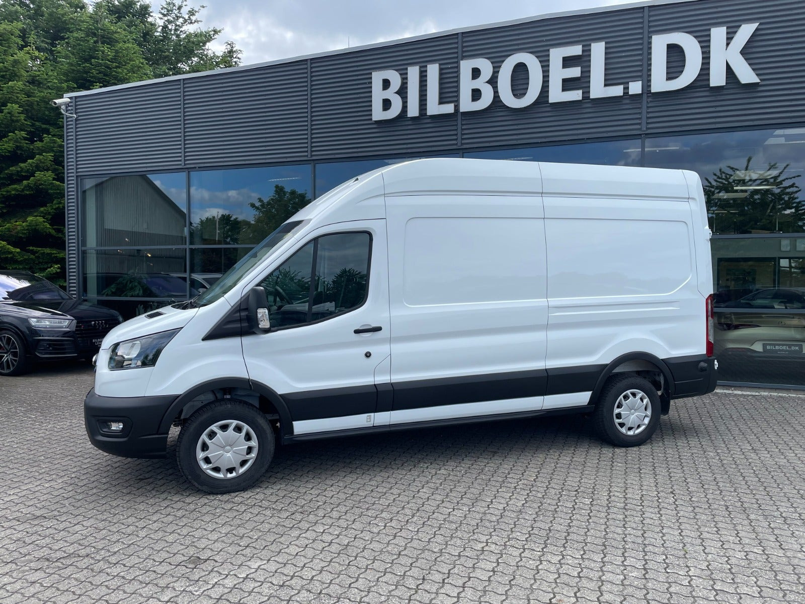 Hvid Ford E-Transit 350 L3 Van fra 2024