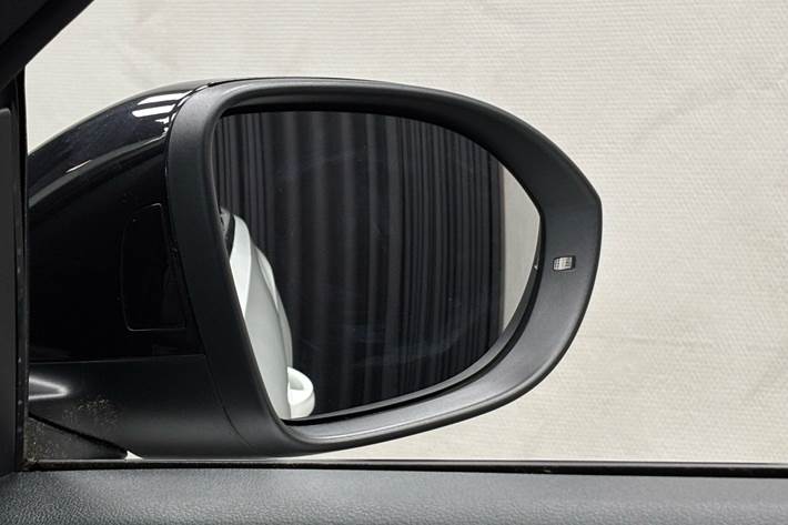 Hvid VW T-Roc fra 2022