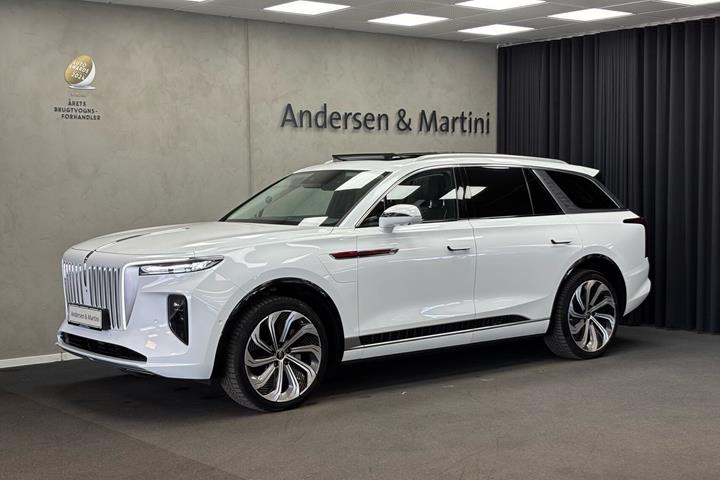 Hvid Hongqi E-HS9 fra 2024 set udefra