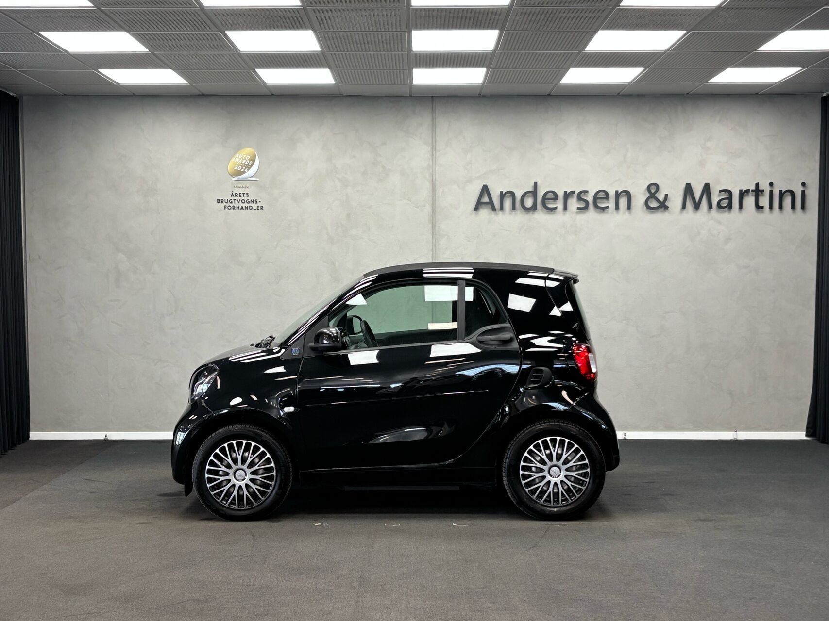 Sort Smart Fortwo fra 2022