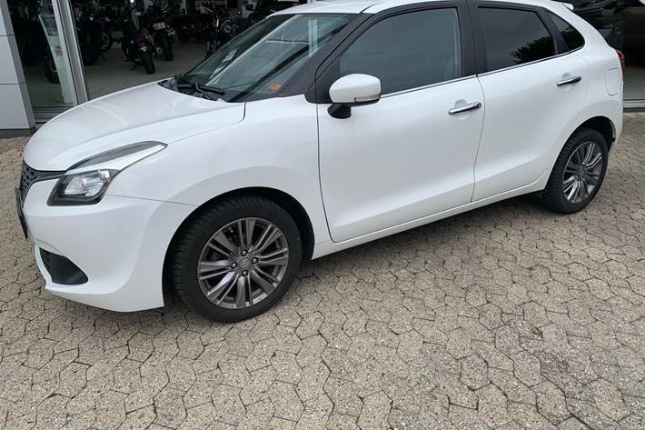 Hvid Suzuki Baleno fra 2018