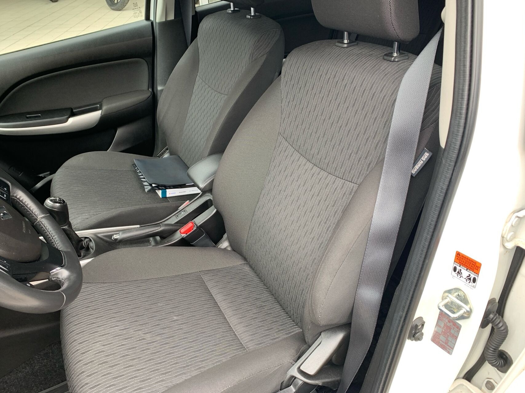 Hvid Suzuki Baleno fra 2018