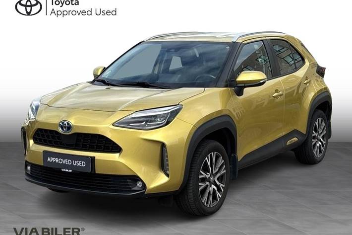 Gul Toyota Yaris Cross fra 2022