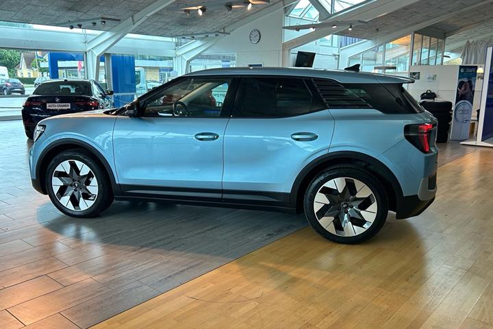Blå Ford Explorer fra 2025