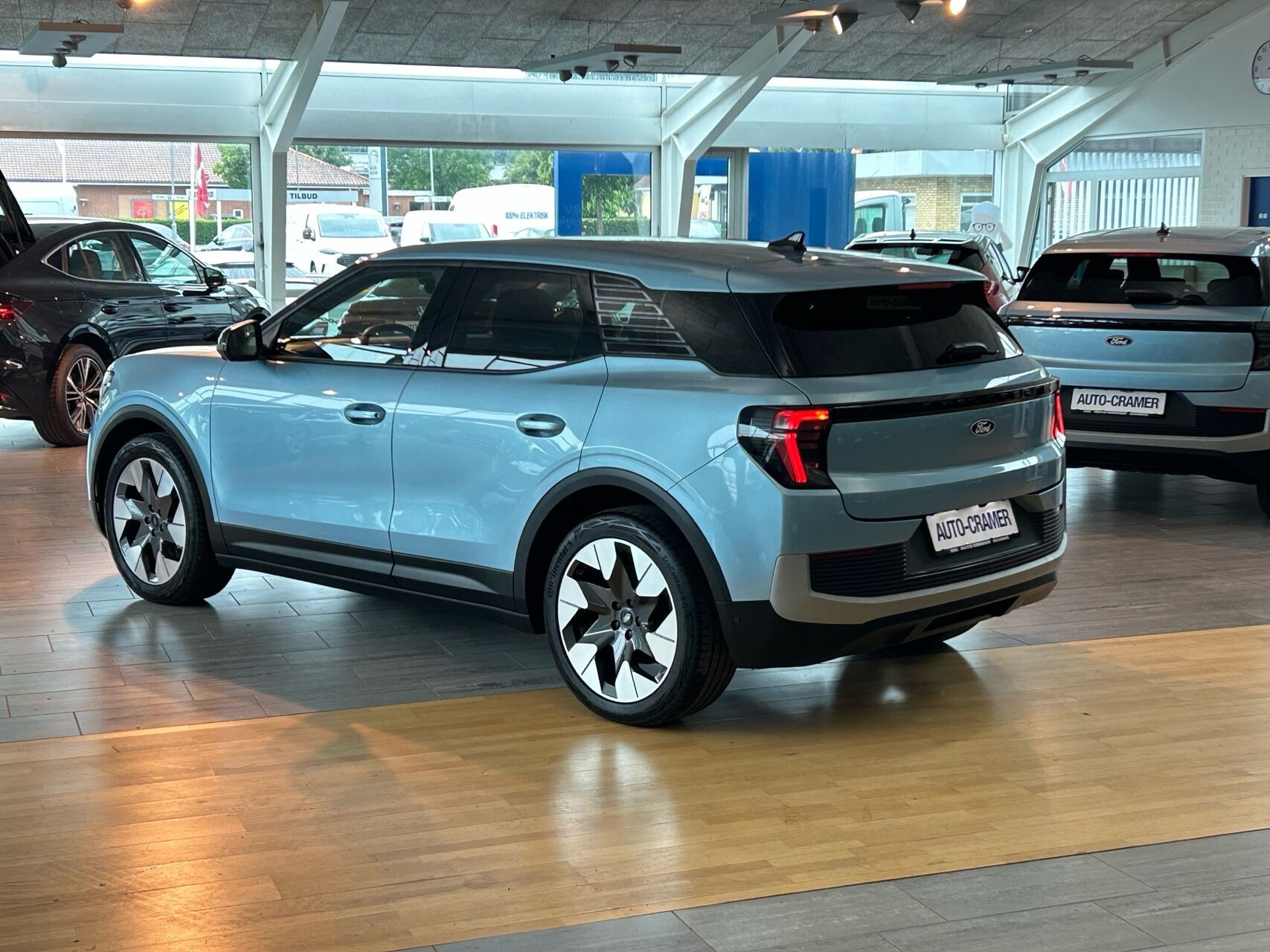 Blå Ford Explorer fra 2025